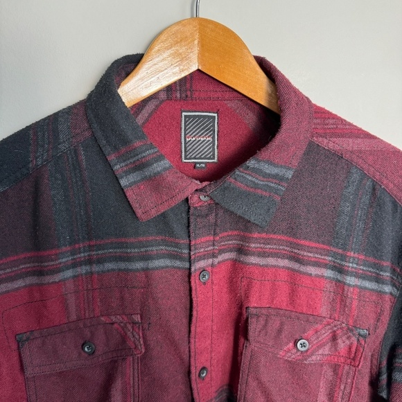 Burnside‎ Men's Wine Plaid Long Sleeve Flannel Button Up Shirt Size X-Large - Picture 5 of 14
